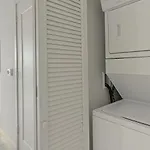 Landing Modern Apartment With Amazing Amenities