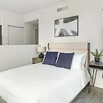 Landing Modern Apartment With Amazing Amenities