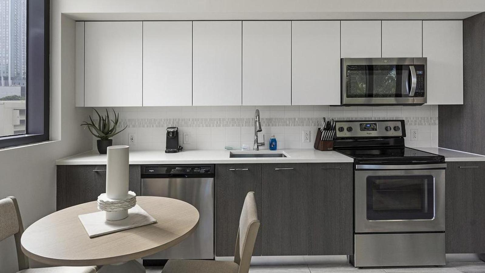 Landing Modern With Amazing Amenities Apartamento